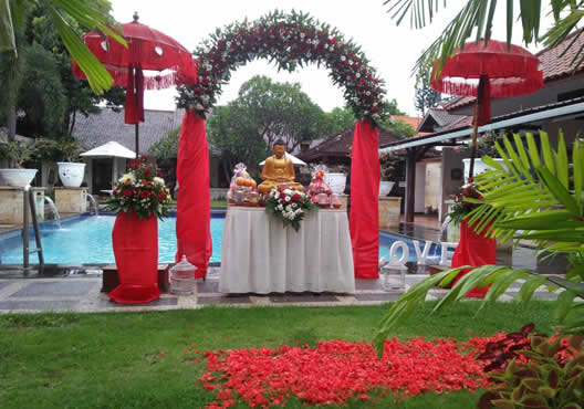wedding consultant